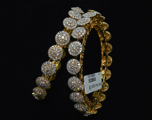 Enchanting 18k Diamond & Gold Bangle