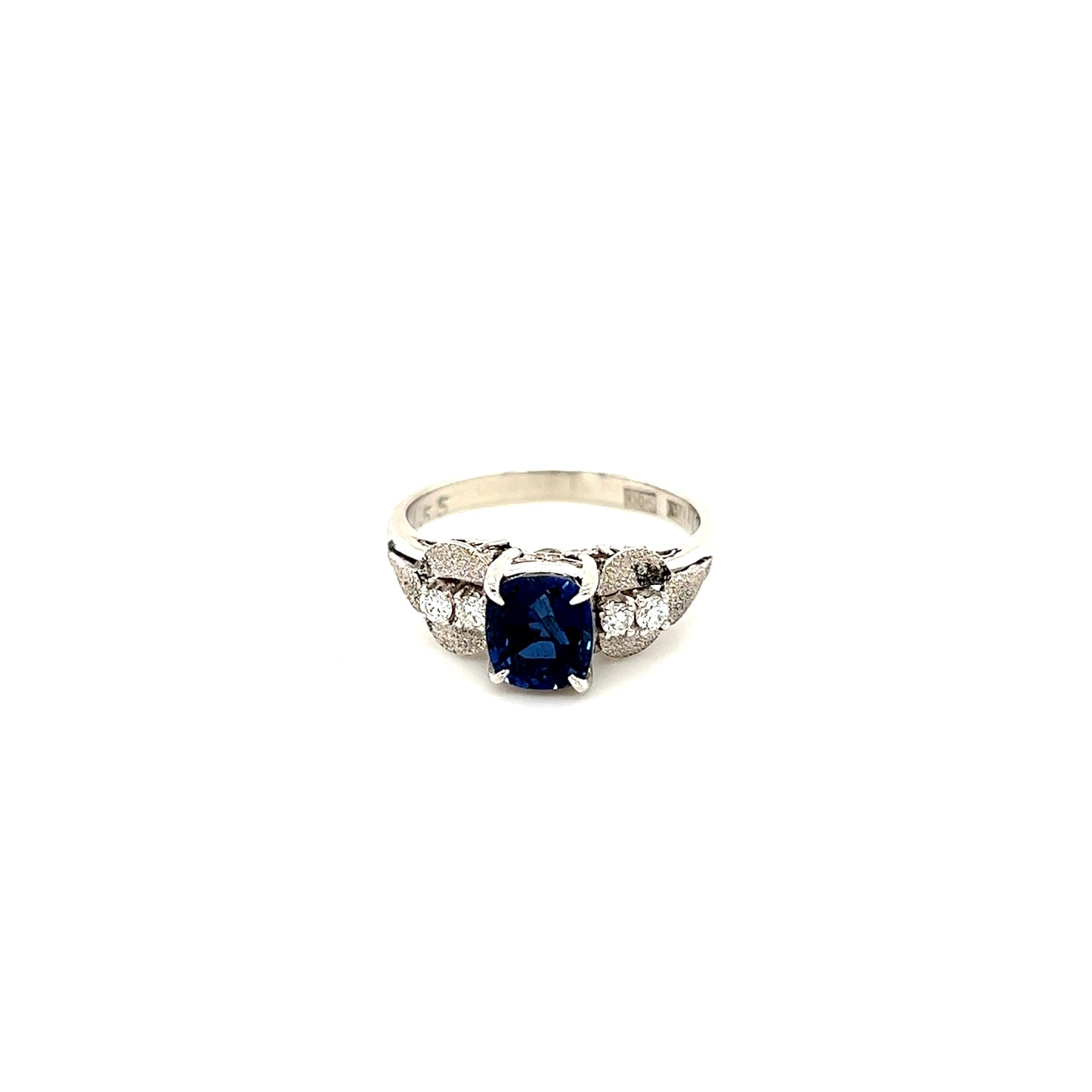 PT900 Dome sapphire ring