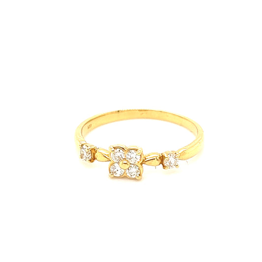 18K Diamond Floral Ring